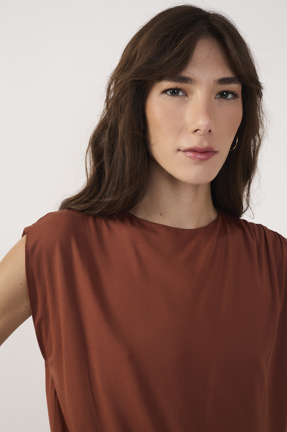 Padded Sleeveless Blouse_4