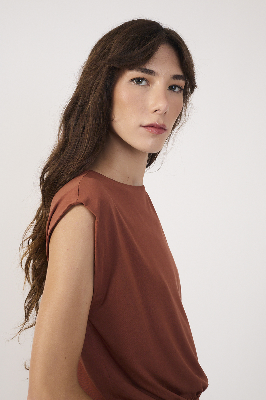 Padded Sleeveless Blouse_5