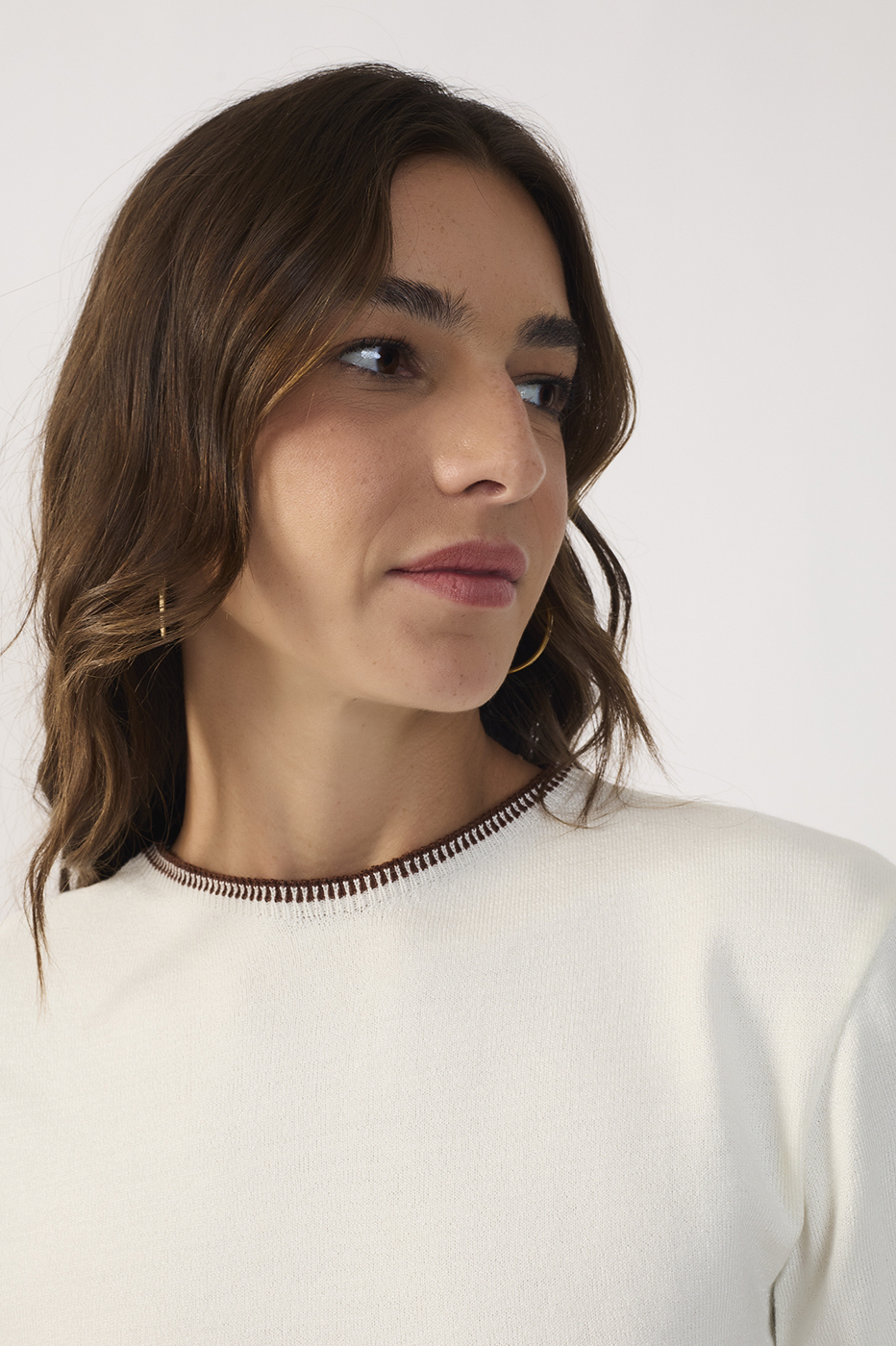 Tricot Embroidered Detail Blouse_5