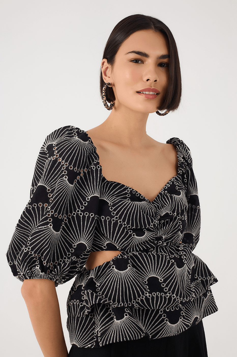 Black Embroidered Ondas Puff Sleeve Peplum Cotton Blouse