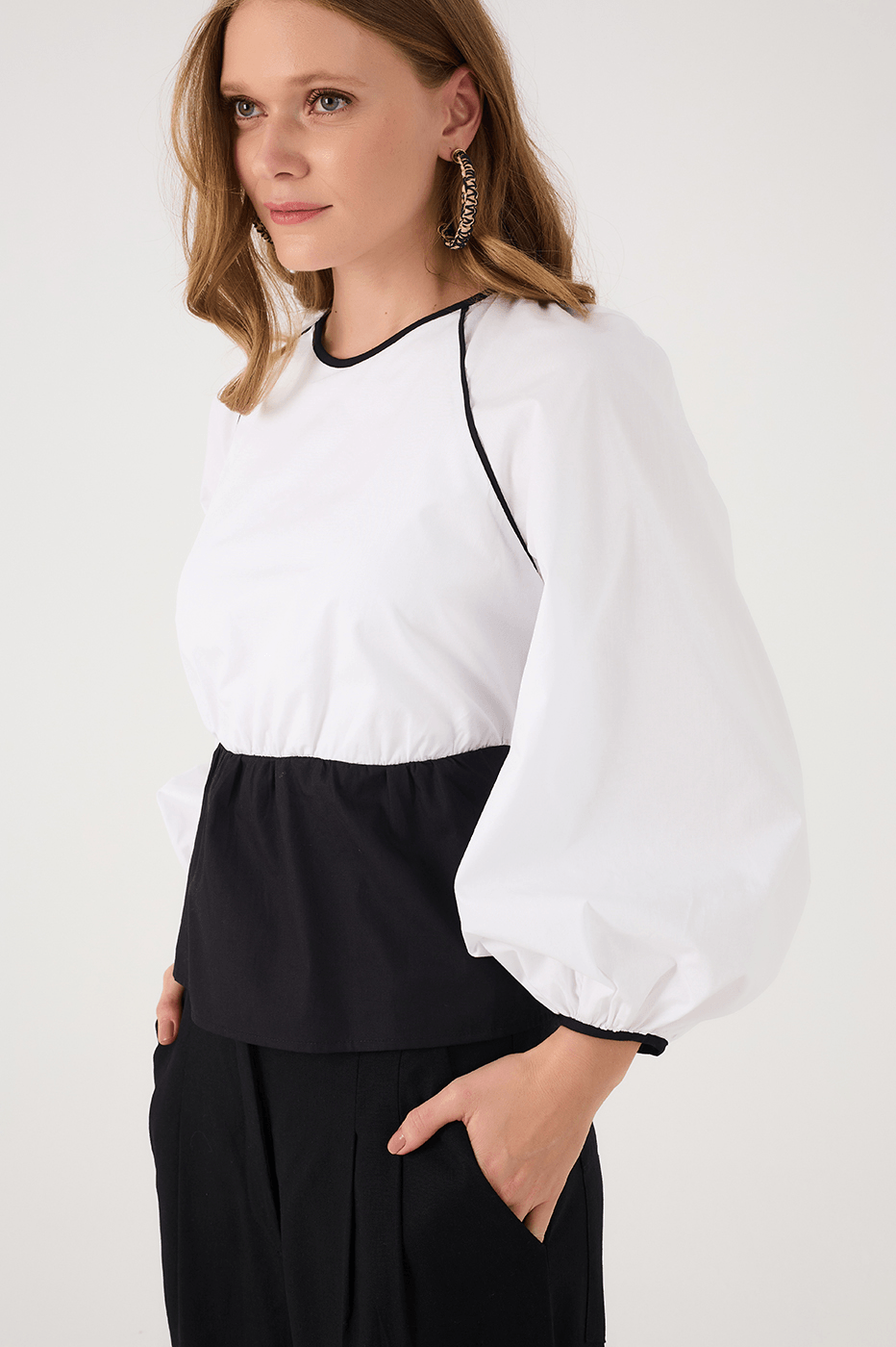 Black And White Crew Neck Open Back Cotton Blouse