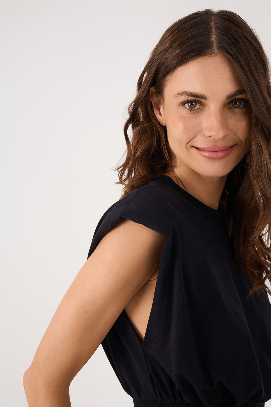 Black Crew Neck Ribbed Sleeveless T-Shirt