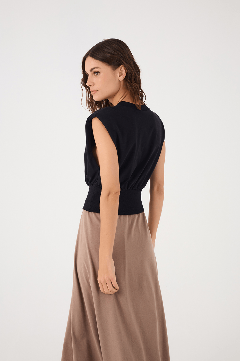 Black Crew Neck Ribbed Sleeveless T-Shirt