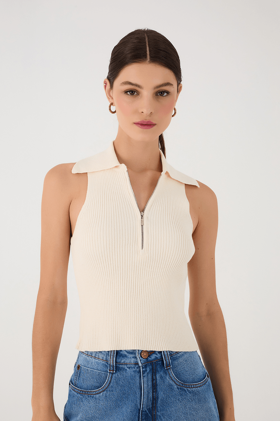 Off-White Ribbed V Neck Zipper Tank Top