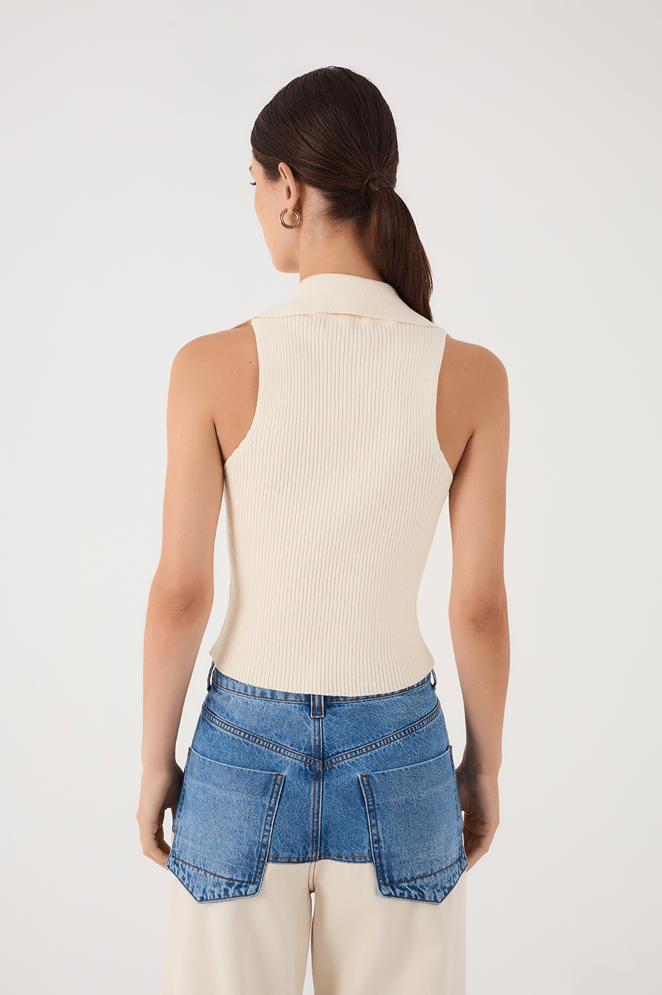 Off-White Ribbed V Neck Zipper Tank Top
