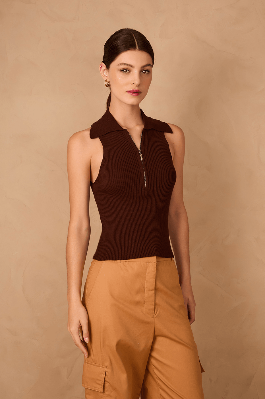 Brown Caffeine Ribbed V Neck Zipper Tank Top