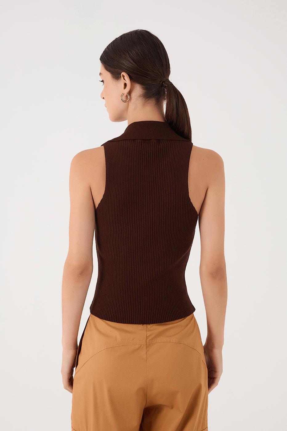 Brown Caffeine Ribbed V Neck Zipper Tank Top