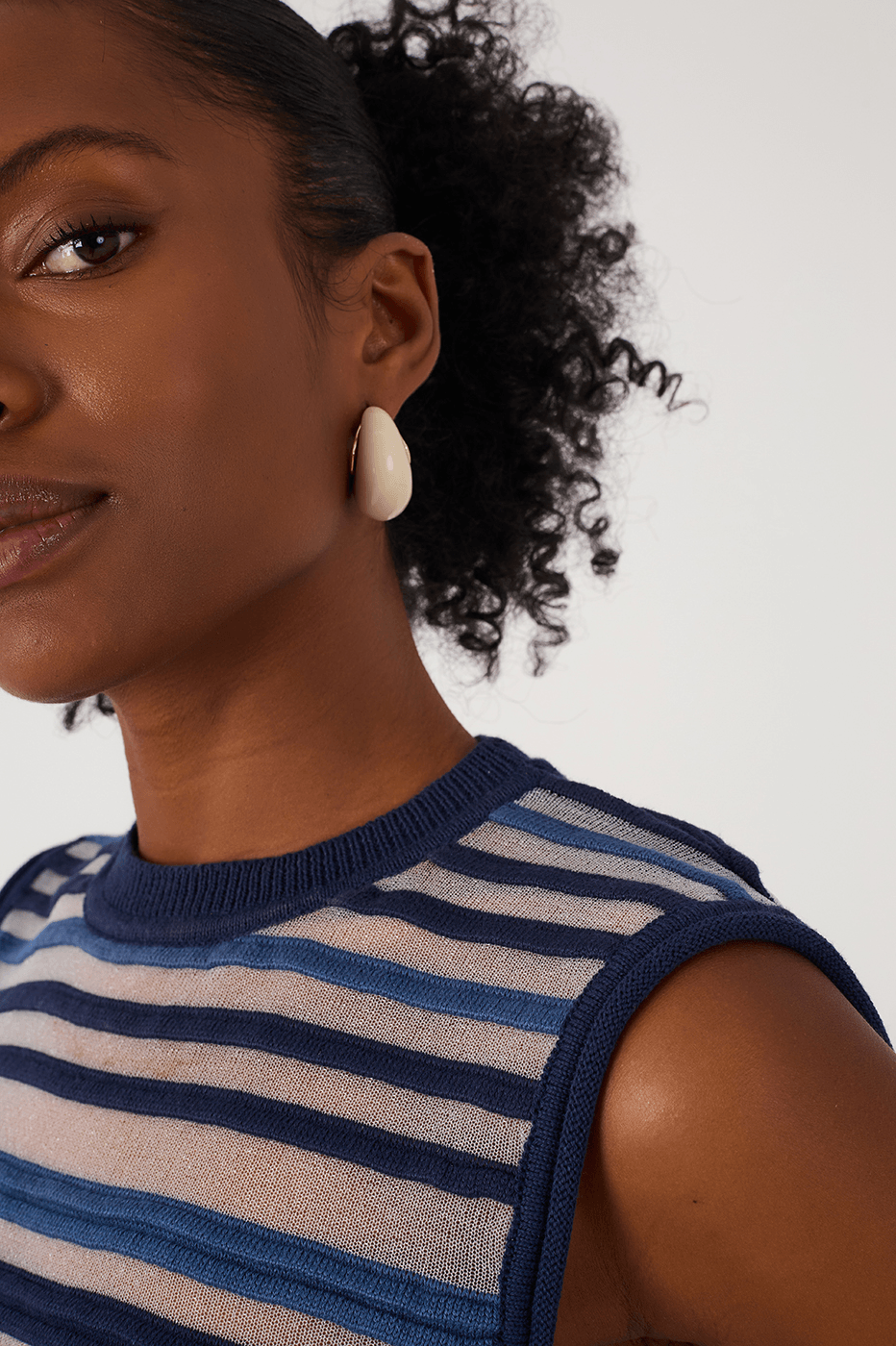 Blue Stripes Joa Ribbing Sleeveless Tricot Blouse