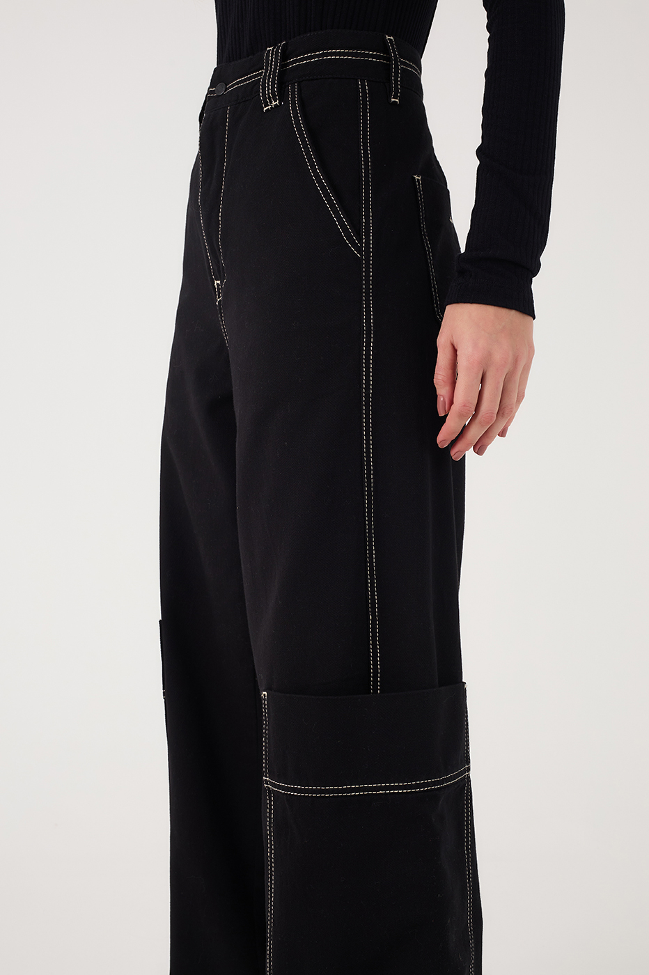 Black Leg Pockets Twill Pants