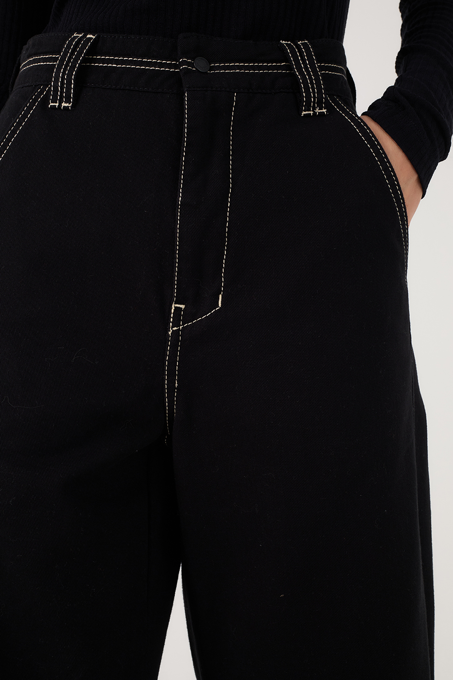Black Leg Pockets Twill Pants