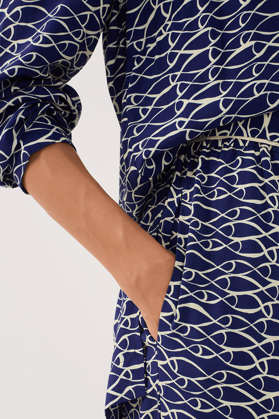 Rede Print Wide-Leg Pants