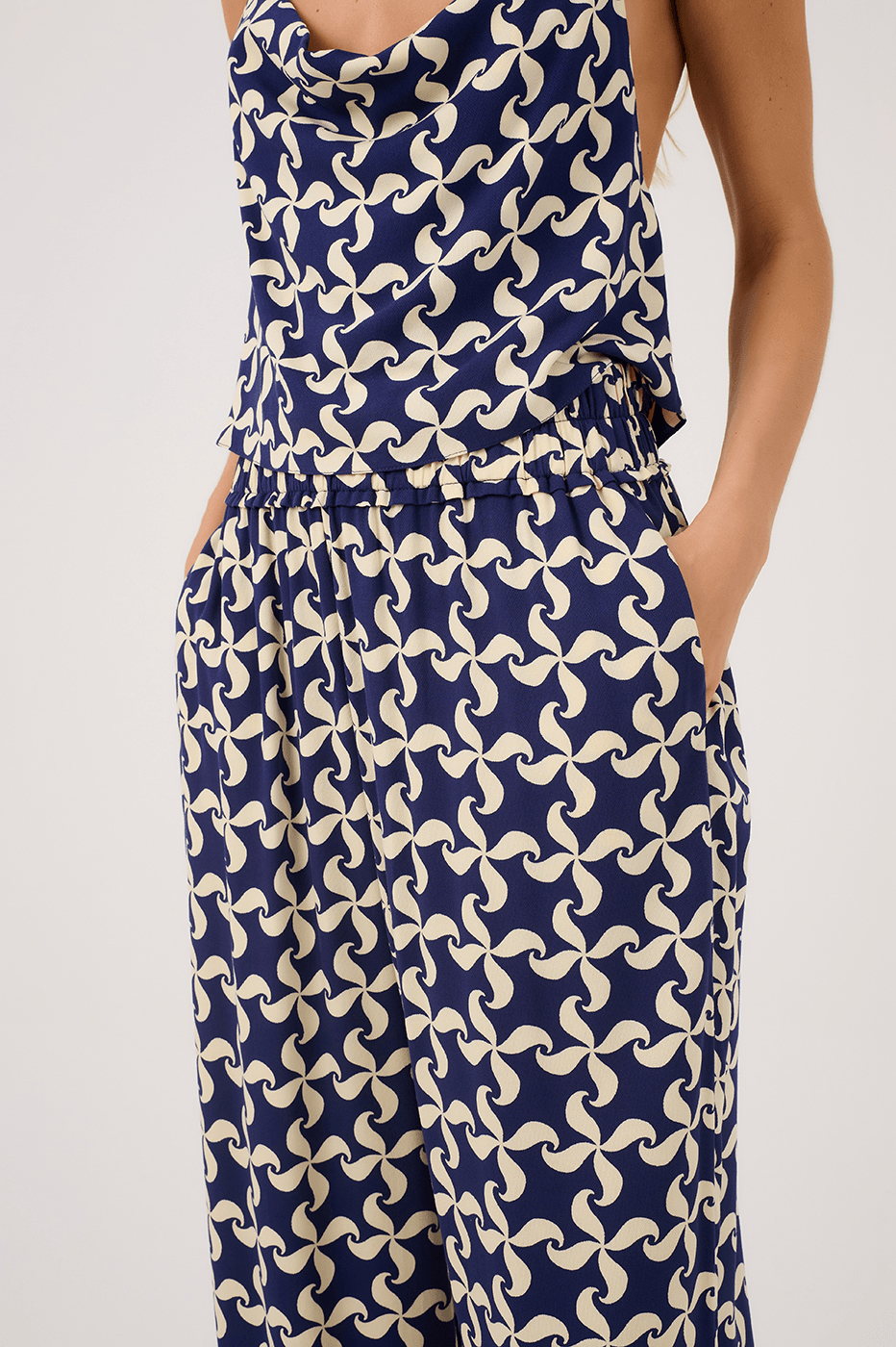 Pinwheel Print Pants_4