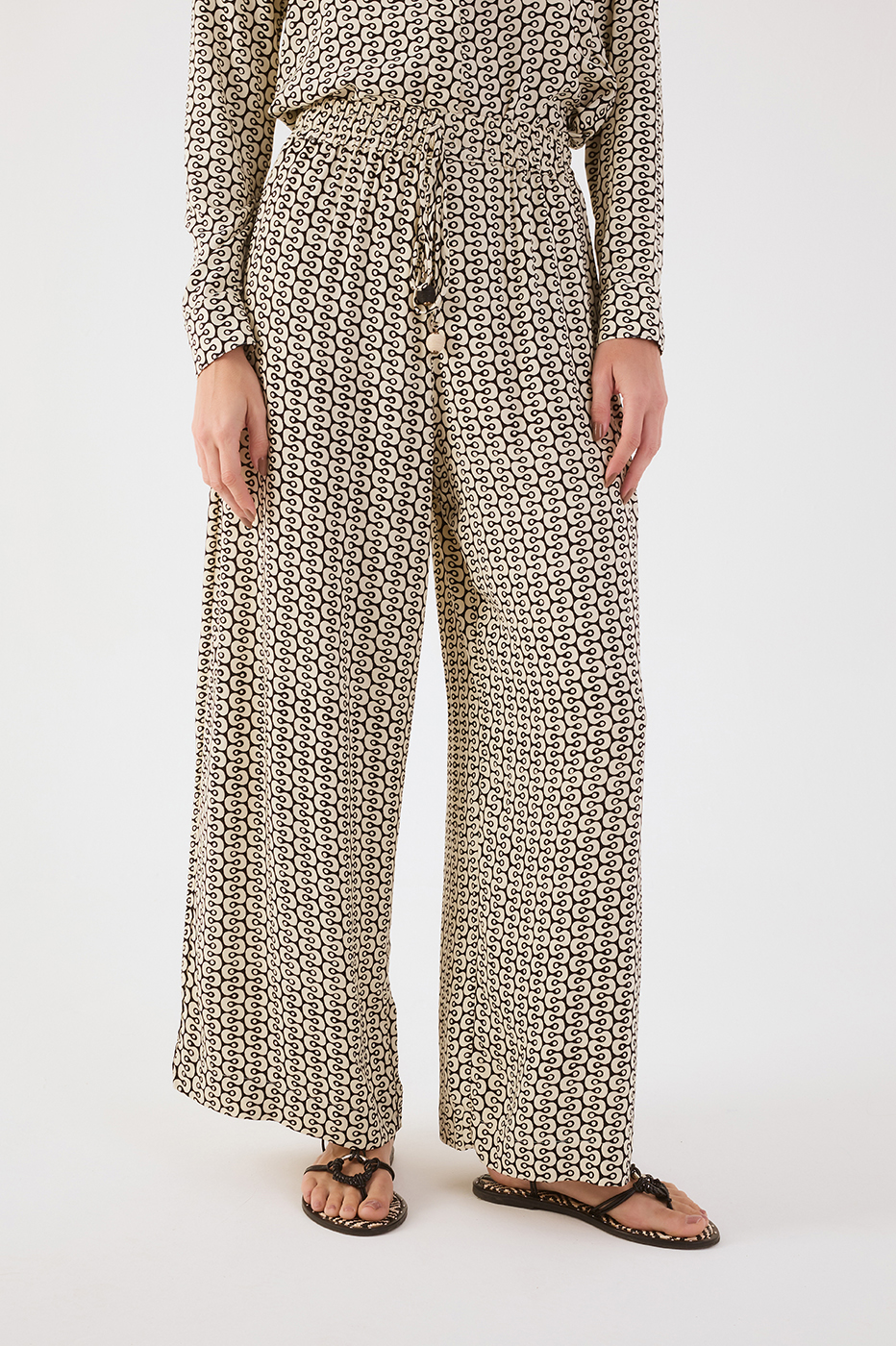 Black Ipanema Drawstring Crepe Pants