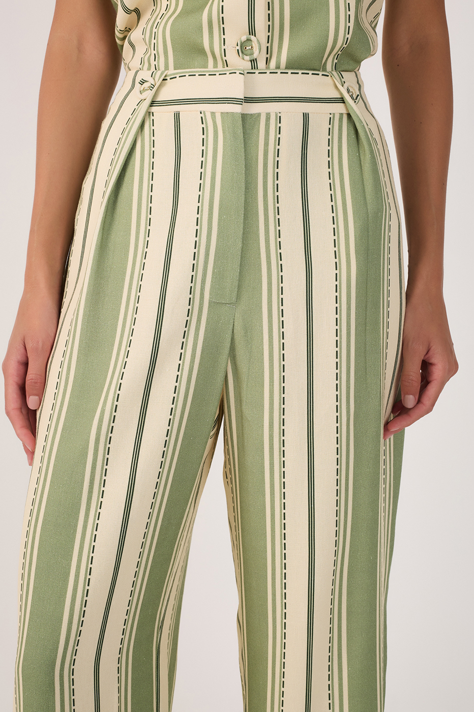 Linen Descanso Verde Print Pants_4