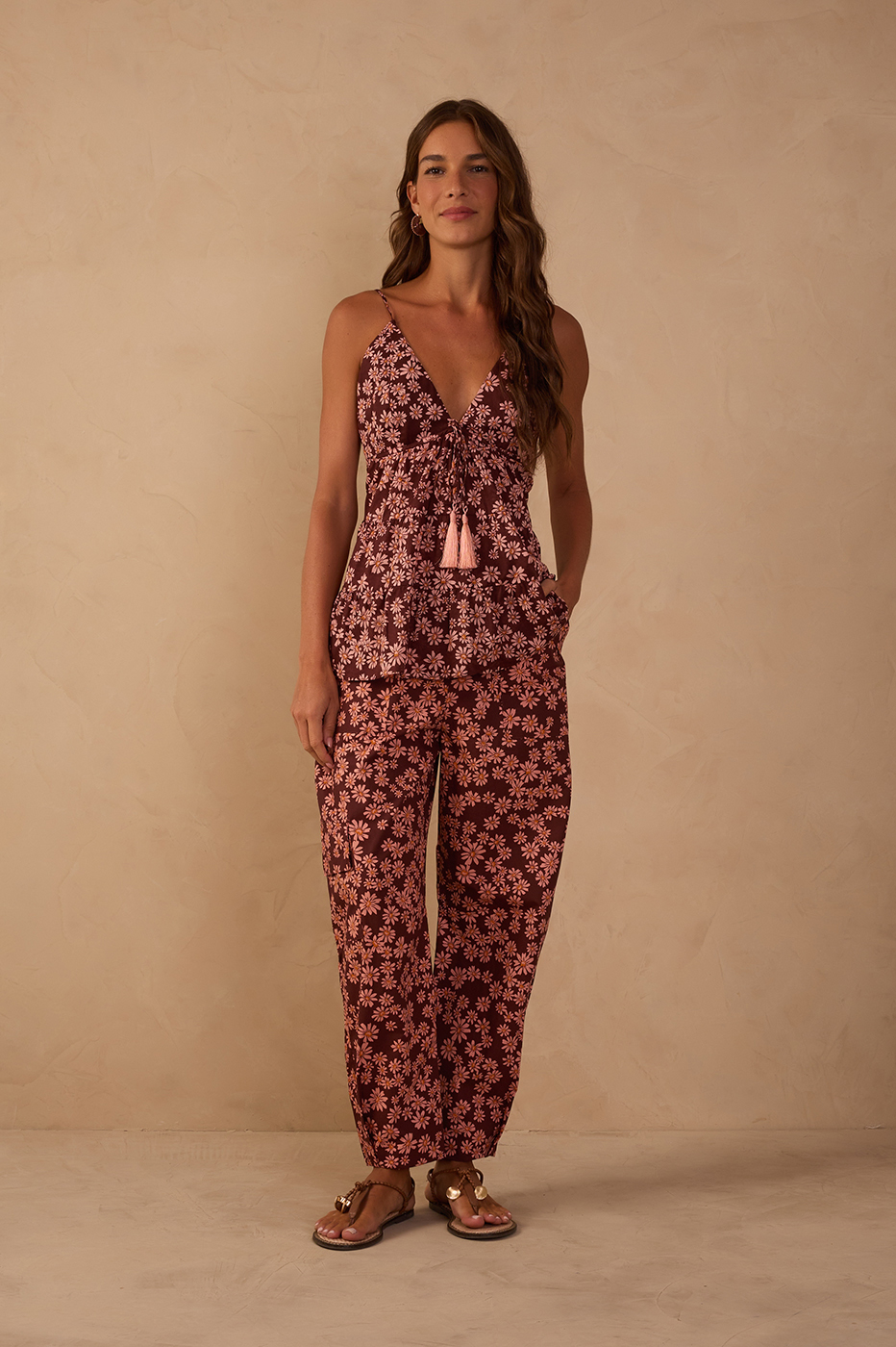 Utilitary Margaridas Rosa Print Pants_1