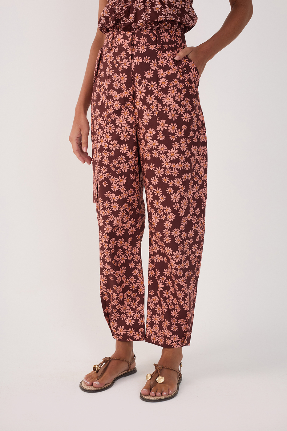 Utilitary Margaridas Rosa Print Pants_3