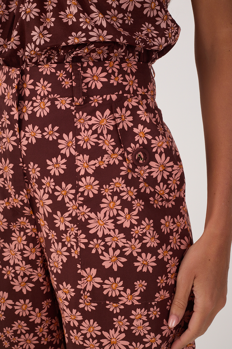 Utilitary Margaridas Rosa Print Pants_4