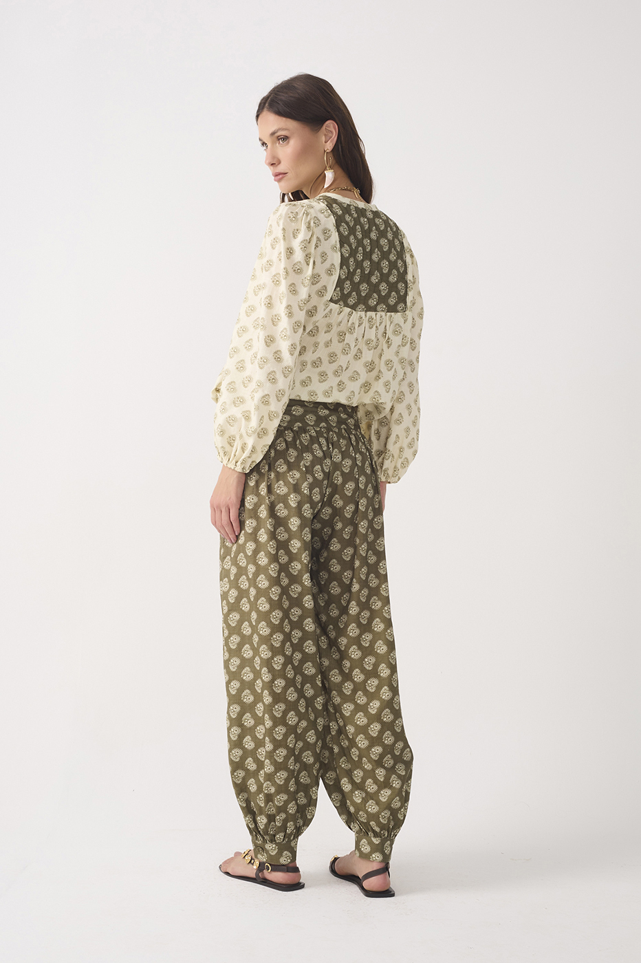 Off-White Pockets Pleated Harem Pants_5
