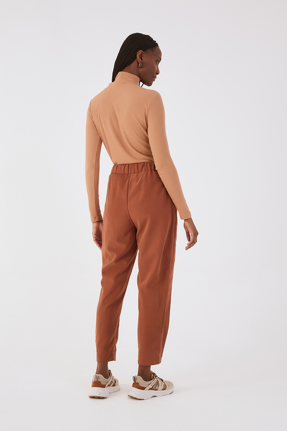 Brown Mate Elastic Waitband Front Pockets Pants