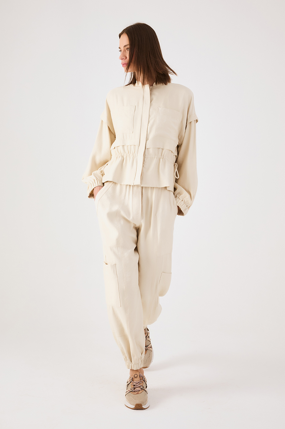 Off-White Elastic Waist Cuffs Pockets Pants