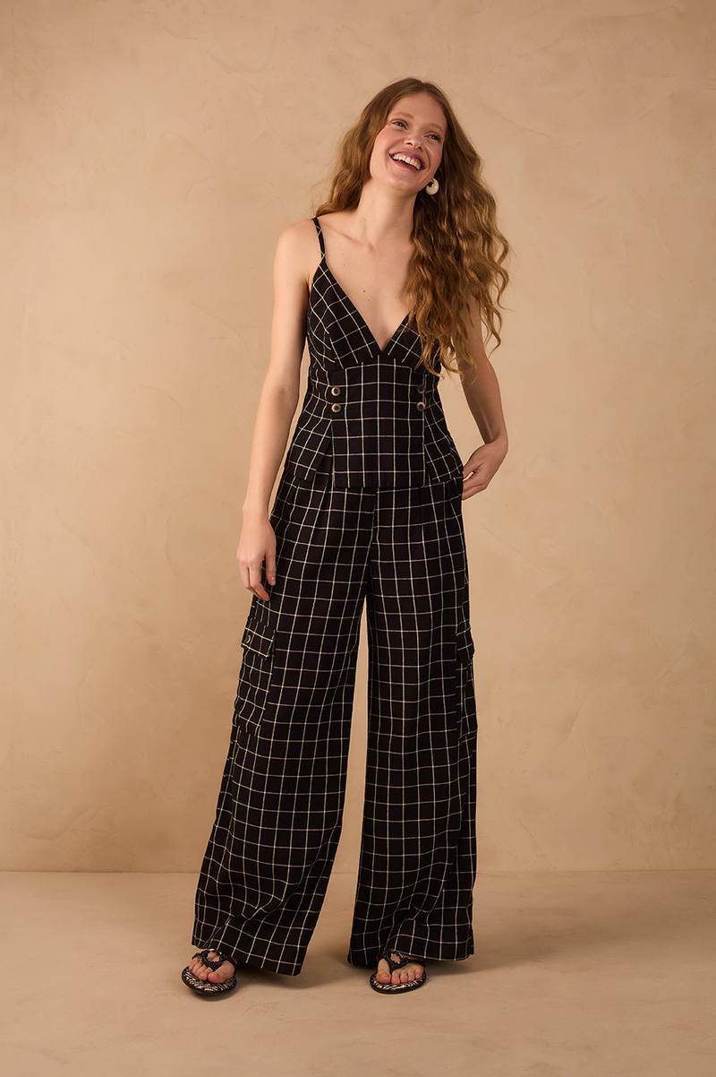 Black Pinstripe V Neck Side Pockets Linen Pants_1