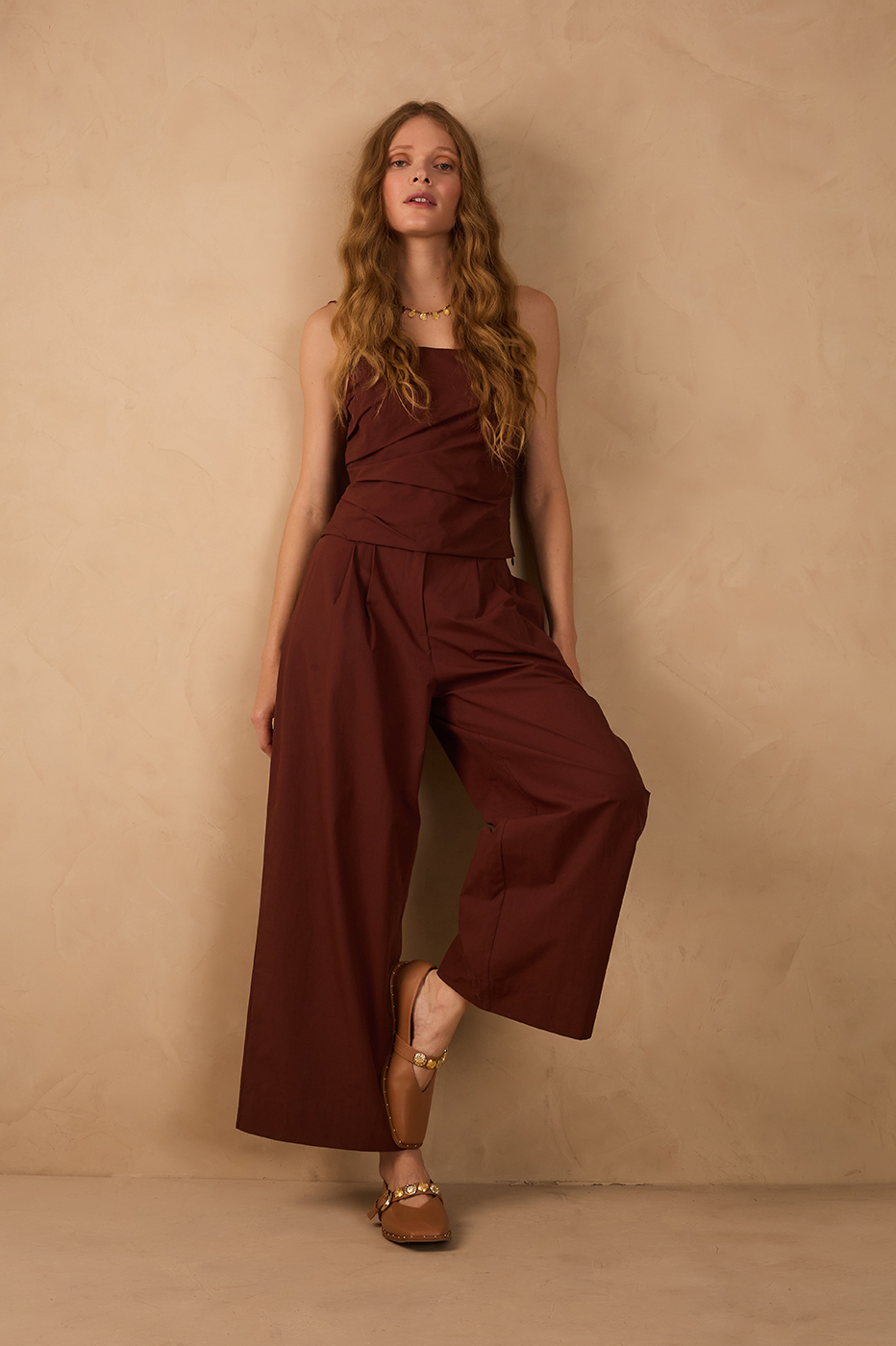 Brown Pleats Elastic Waistline Pockets Cotton Pants