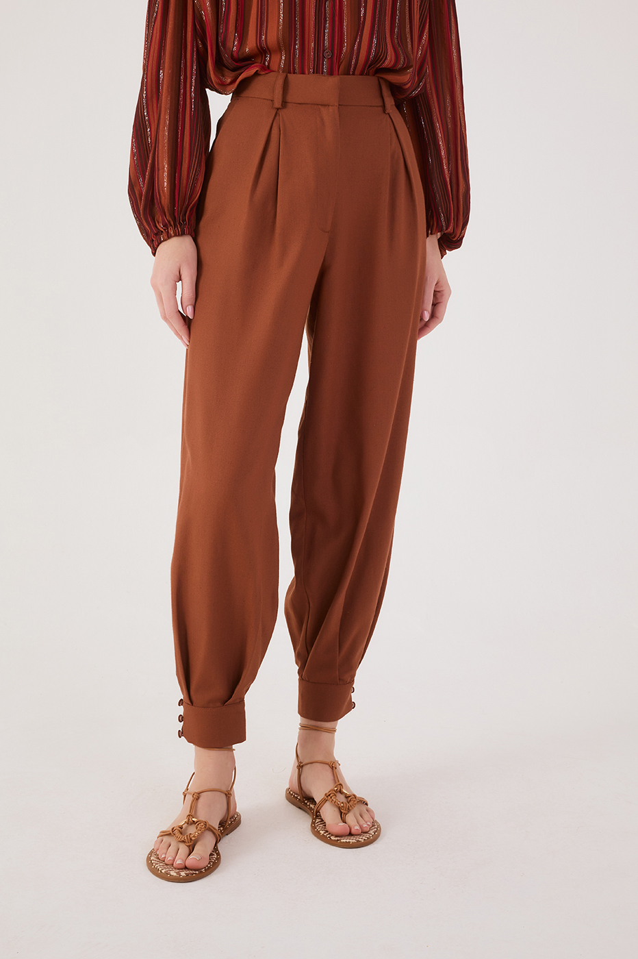 Brown Mate Pleats Cuffed Linen Pants