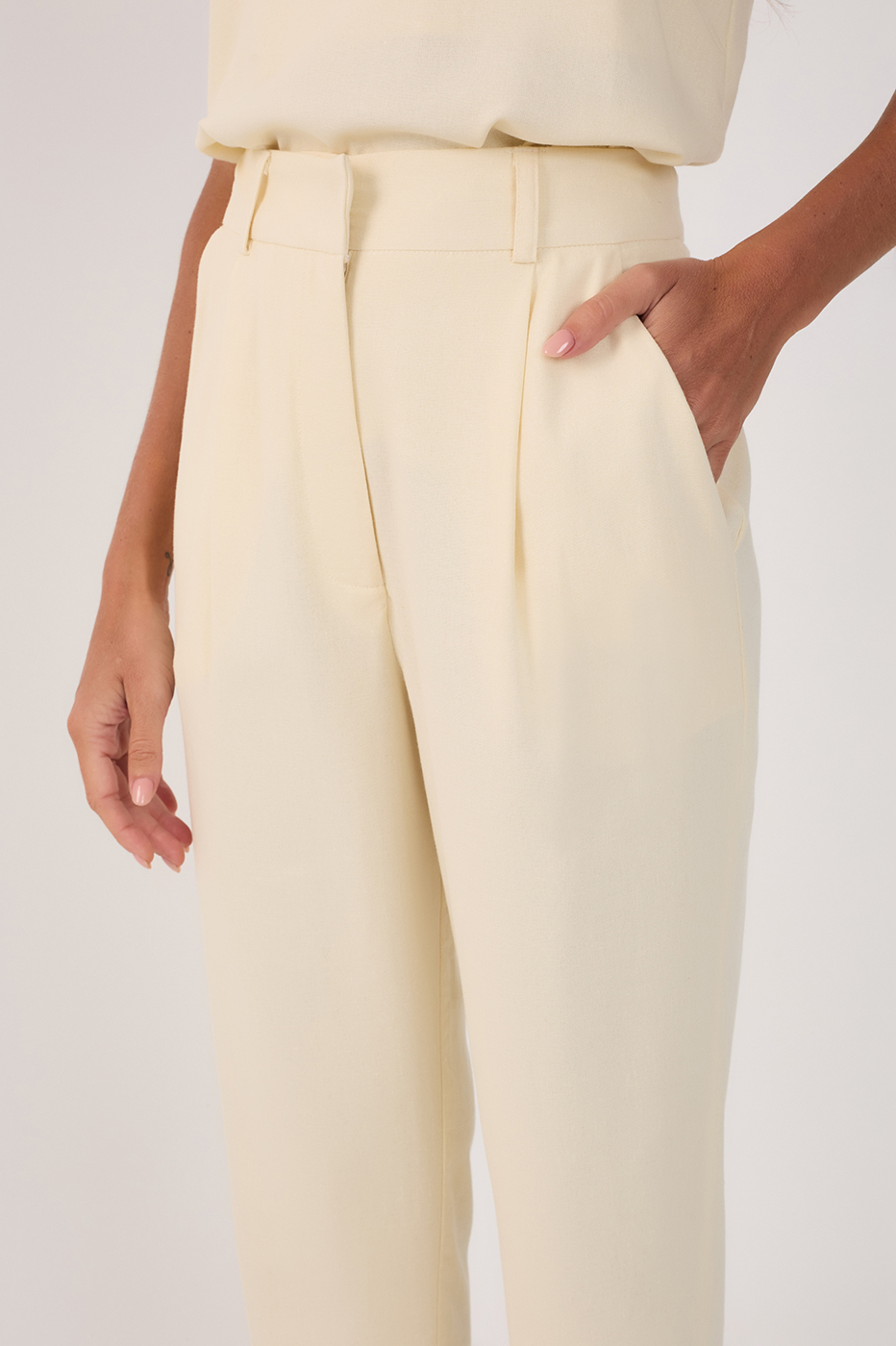 Linen Carrot Pants_4