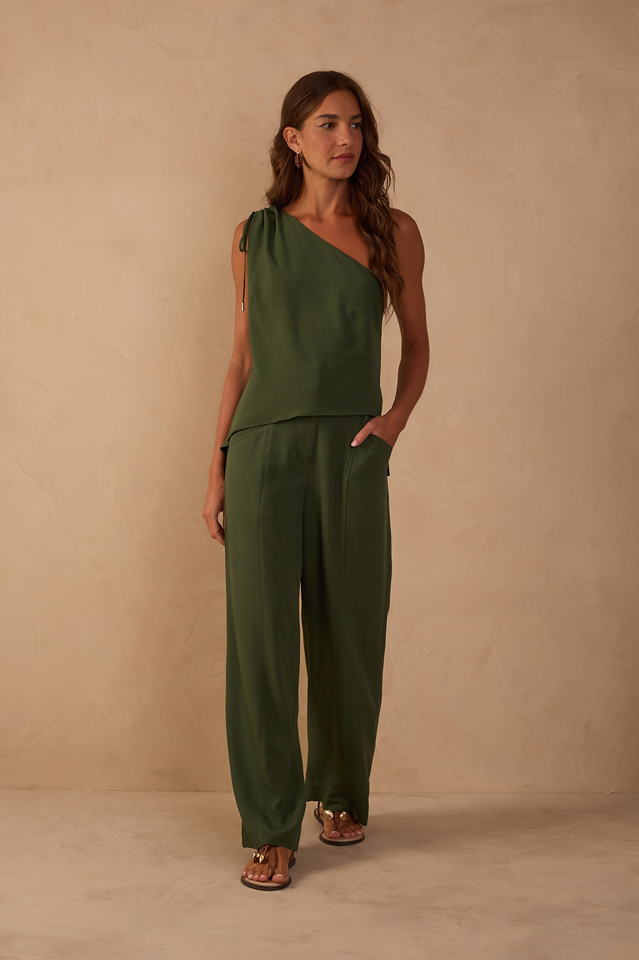 Off-Set Pocket Pants_1