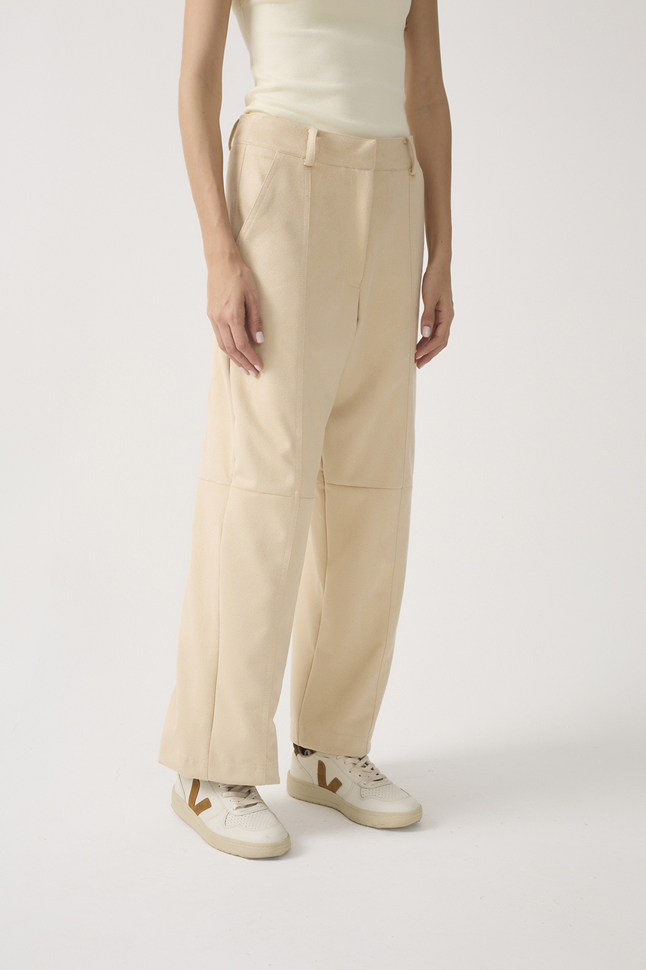 Beige Pockets Belt Loops Suede Pants_5