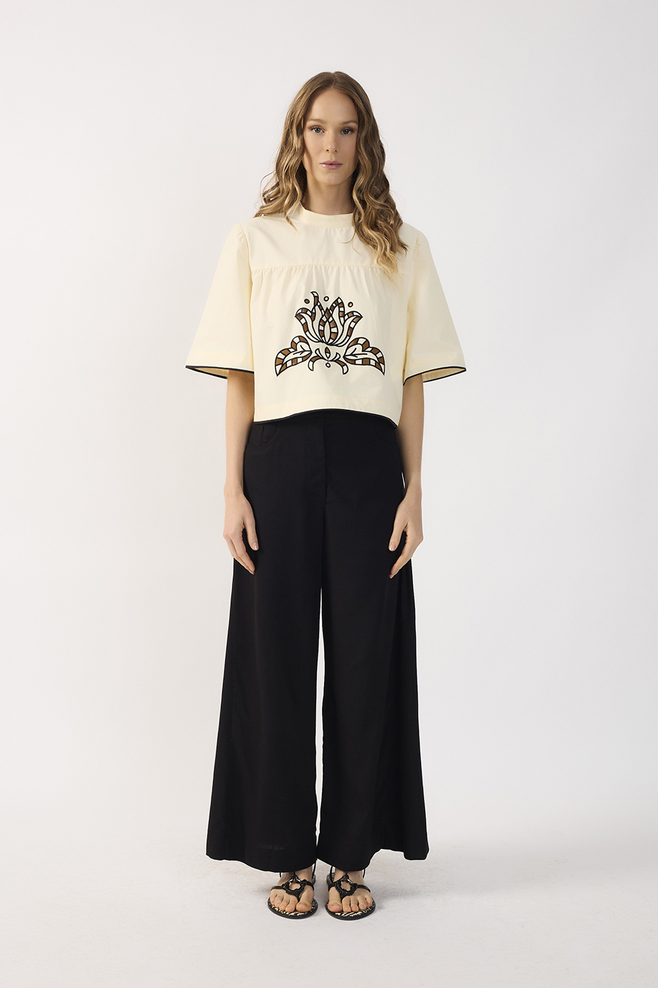 Nesga Cropped Linen Pants_2