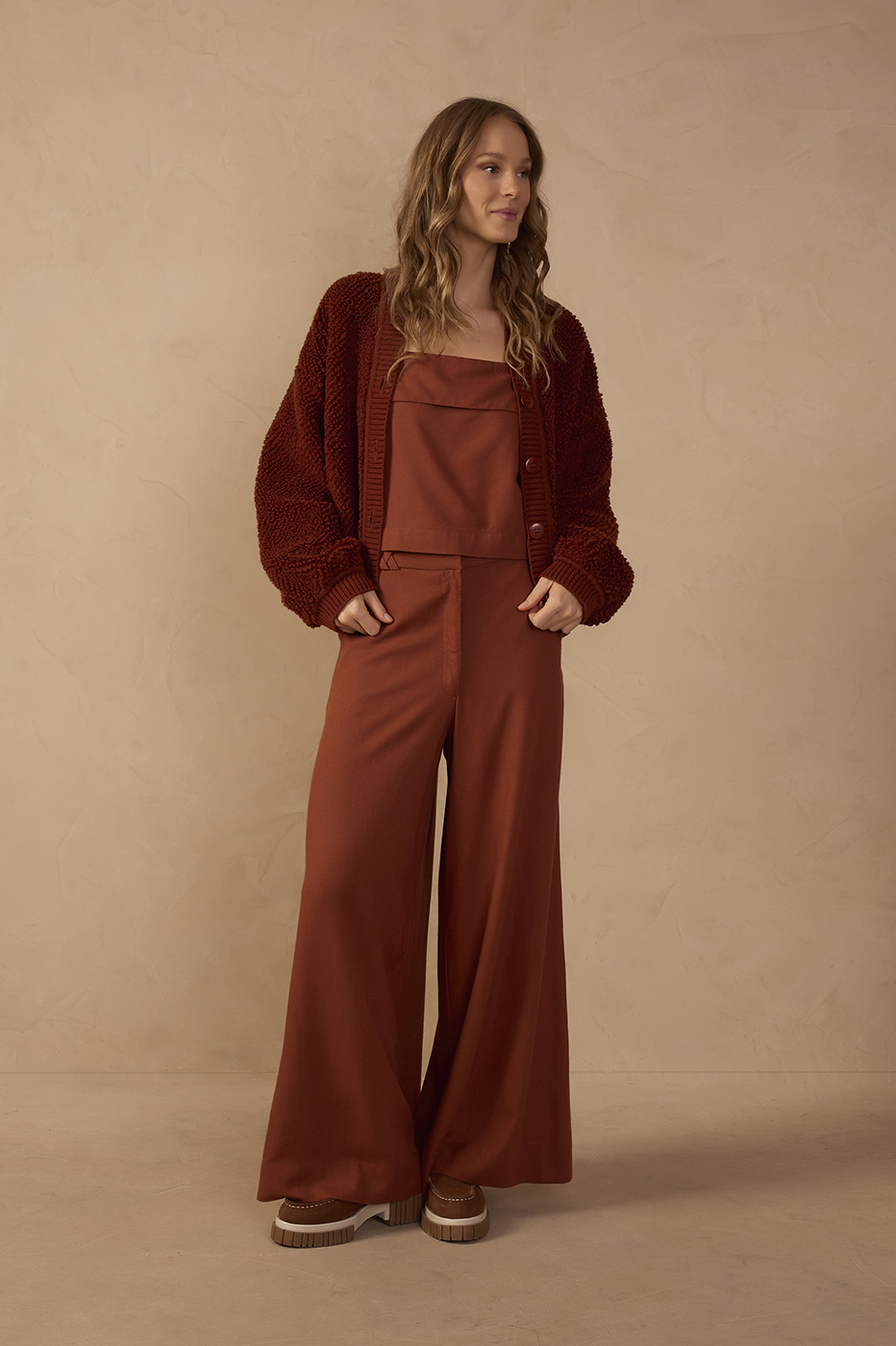 Wide-Leg Linen Pants_1