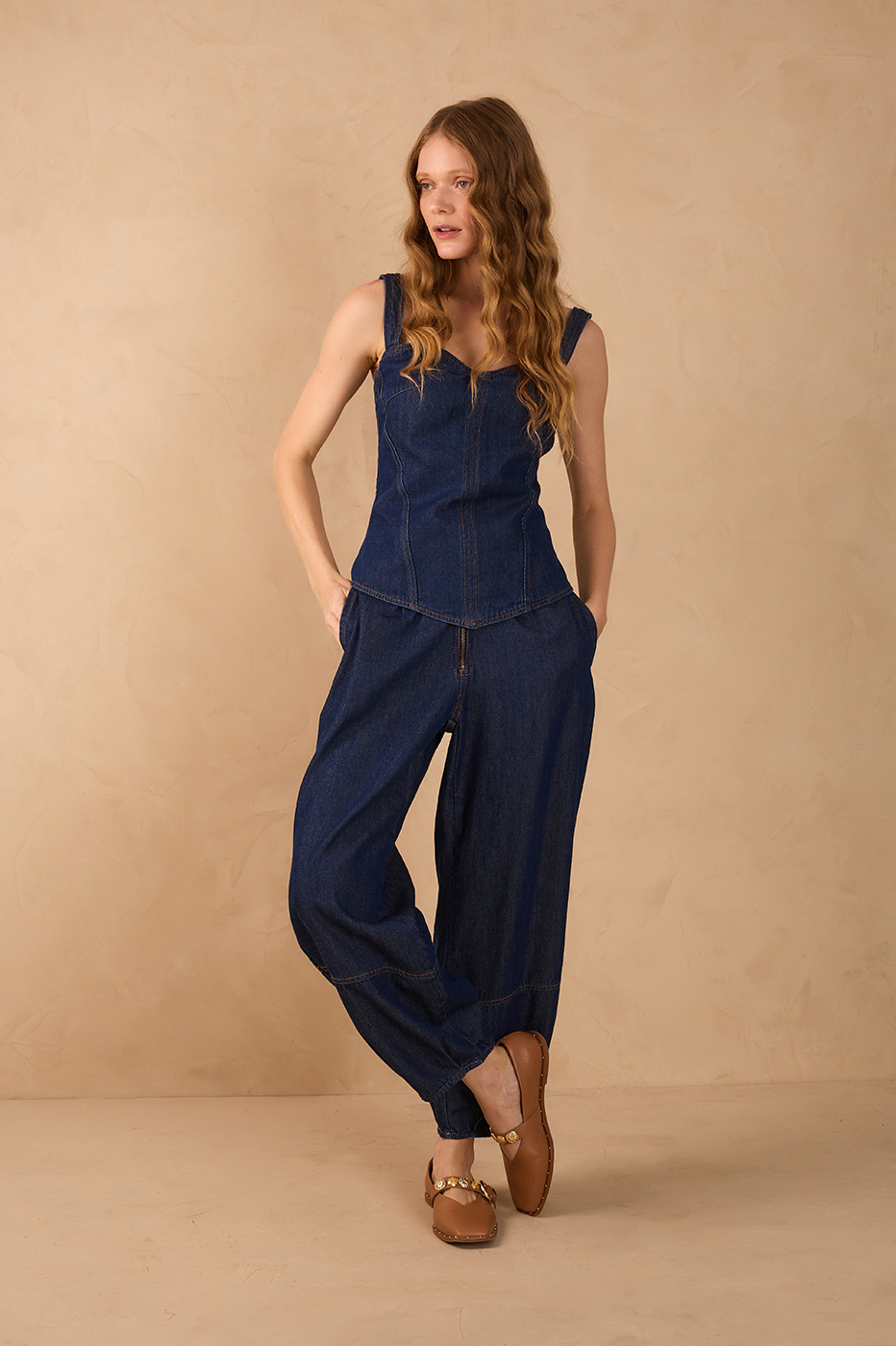 Denim Pockets Zipper Closure Barrel Pants