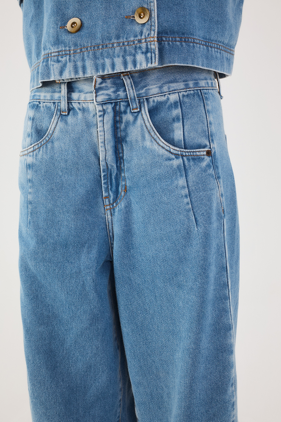 Denim Pockets Barrel Pants