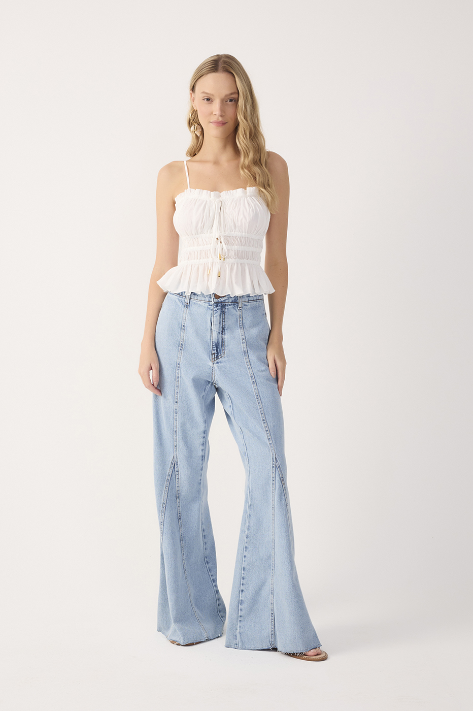 Denim Seam Details Pockets Wide-Leg Pants_2