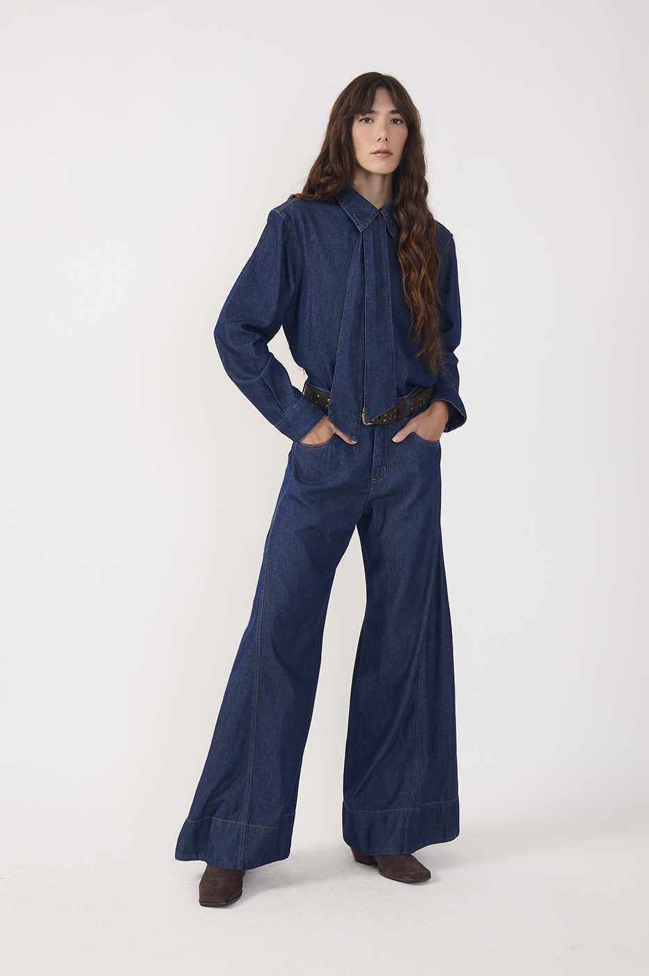 High-Rise Wide-Leg Jeans_2