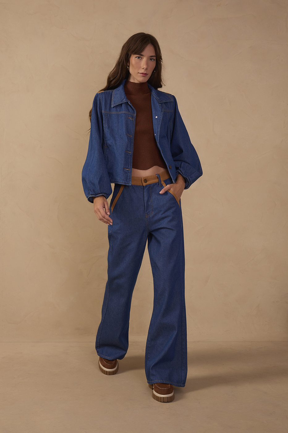 Two-Tone Wide-Leg Jeans_1