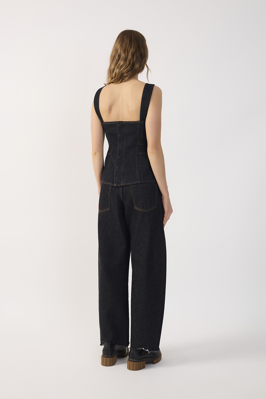 High-Waisted Barrel Jeans_7