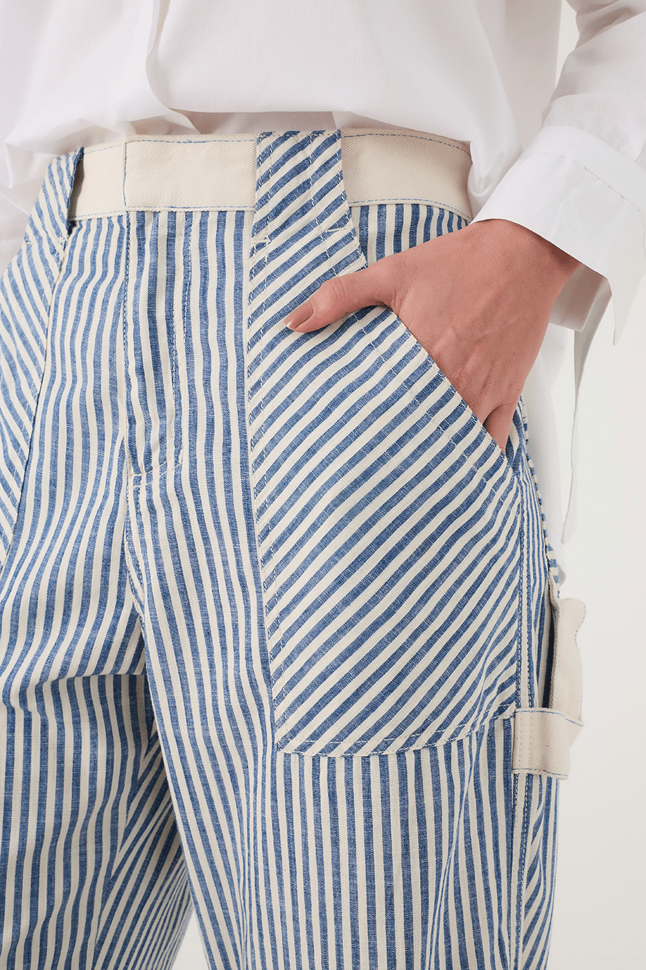 Blue Stripes Pockets Tailored Twill Pants