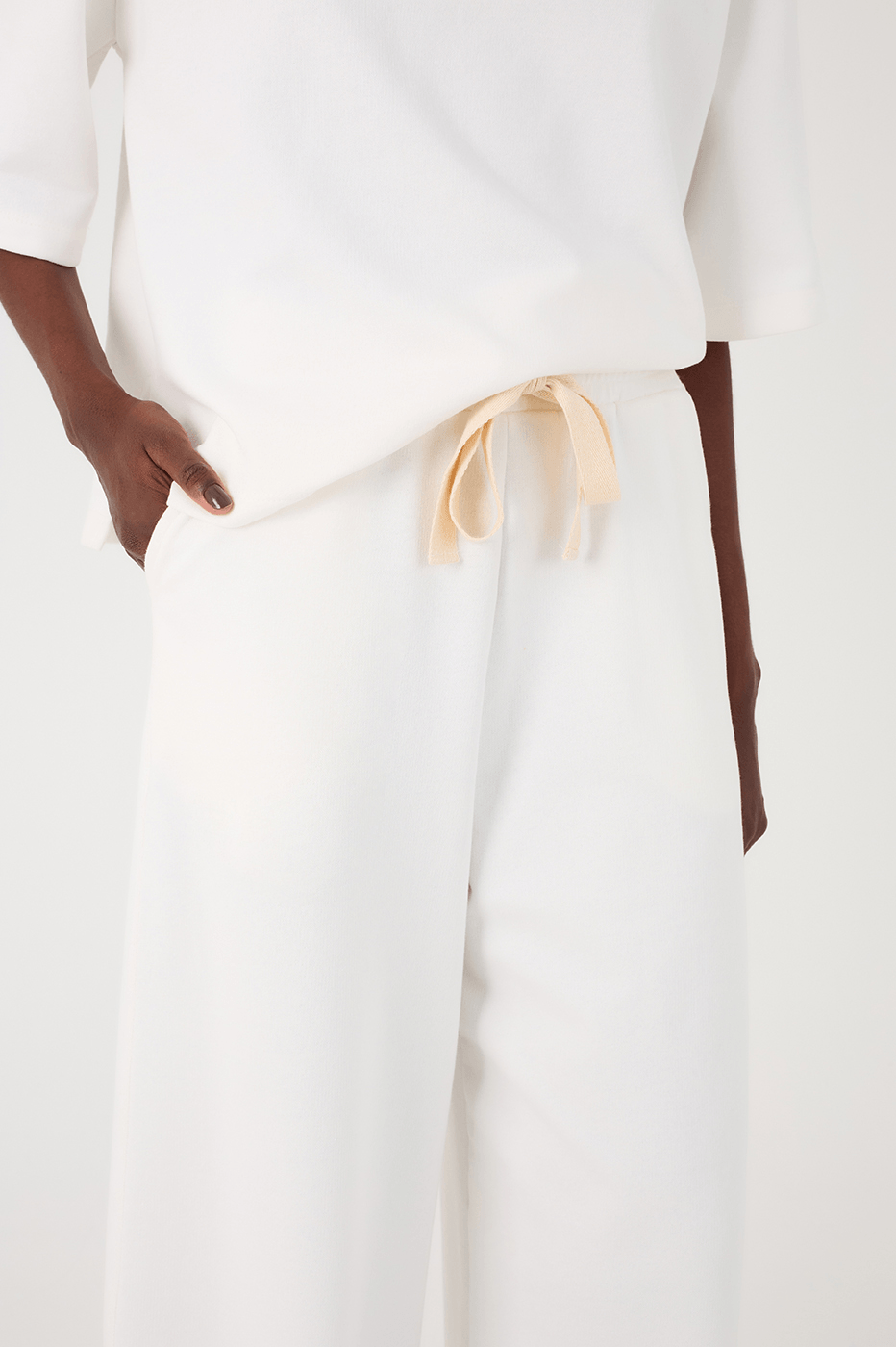 Off-White Drawstring Side Pockets Sweatpants