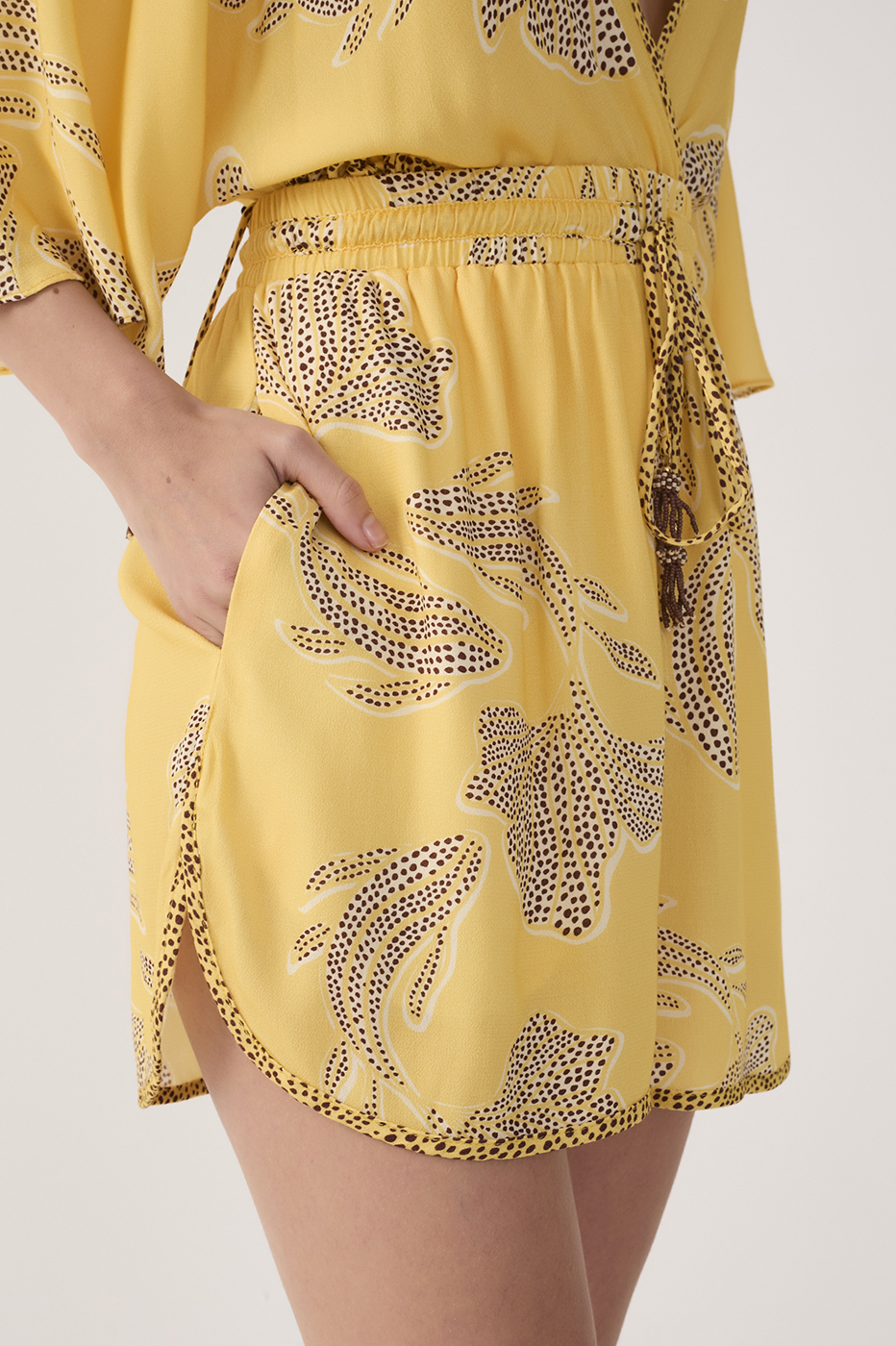 Yellow Laguna Drawstring Shorts_4