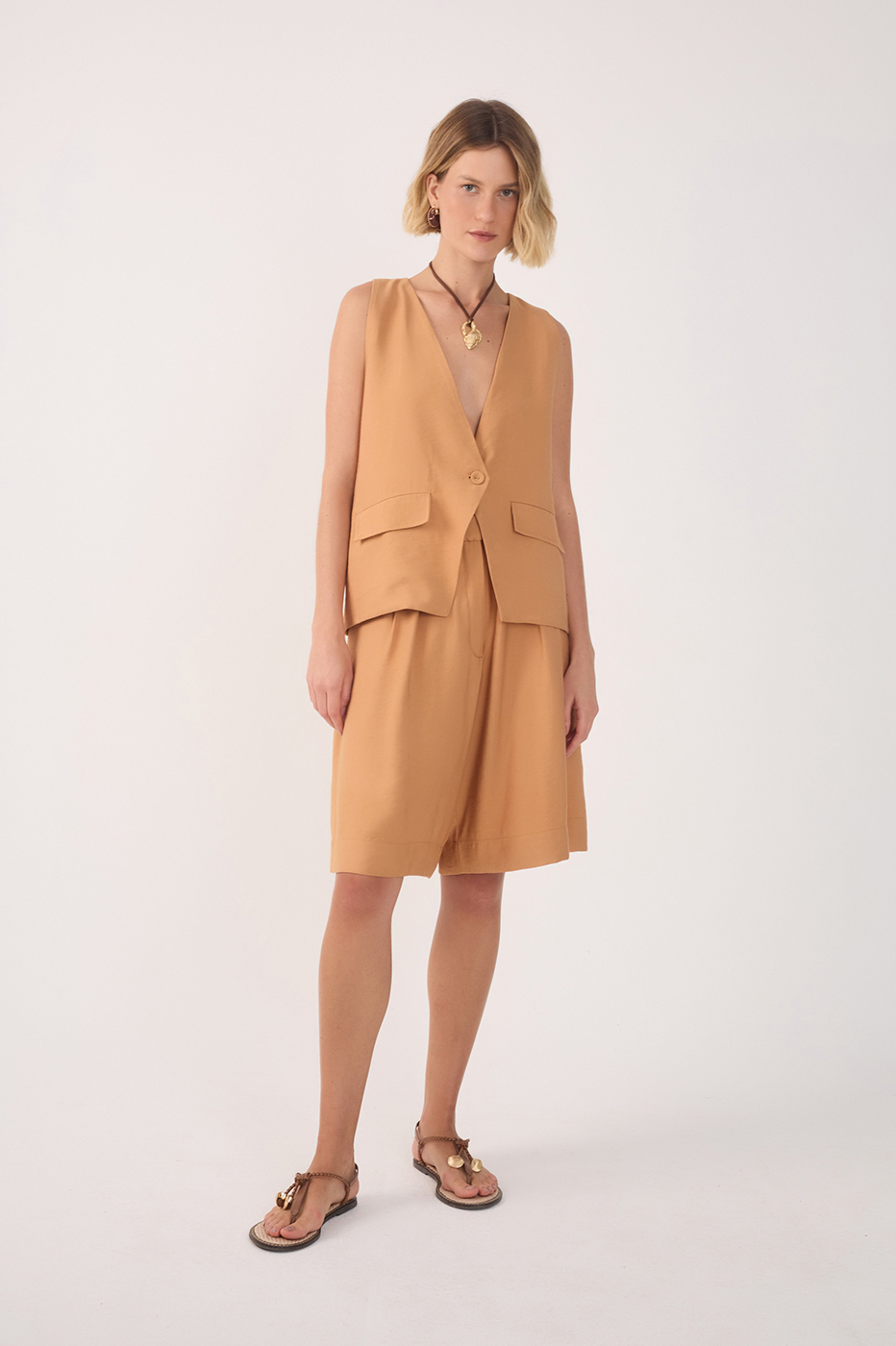 Tailored Pleats Bermuda_2