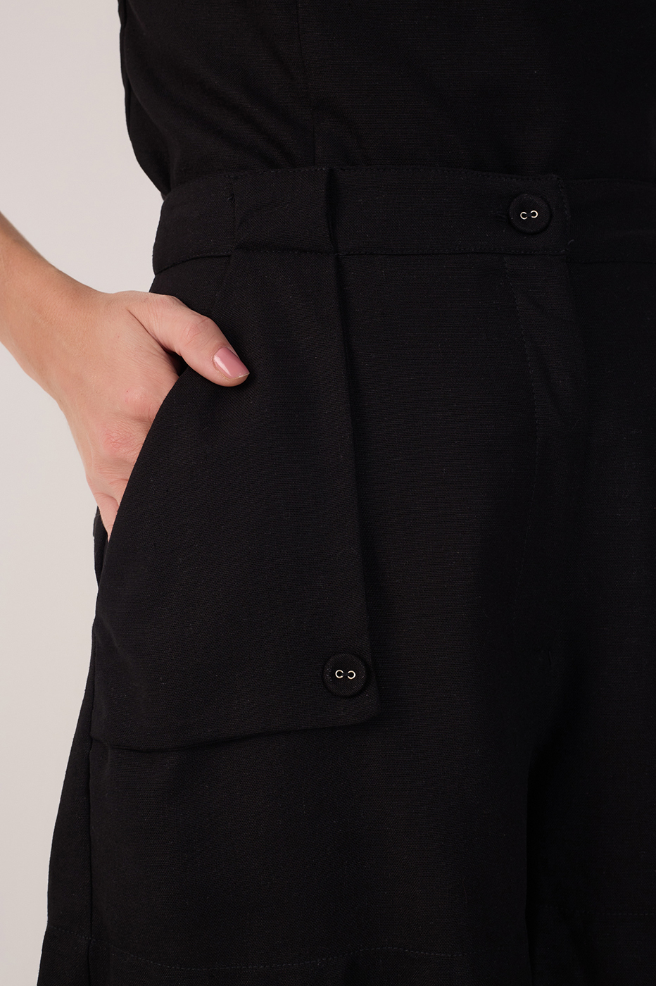 Linen Pocket Detail Shorts_5