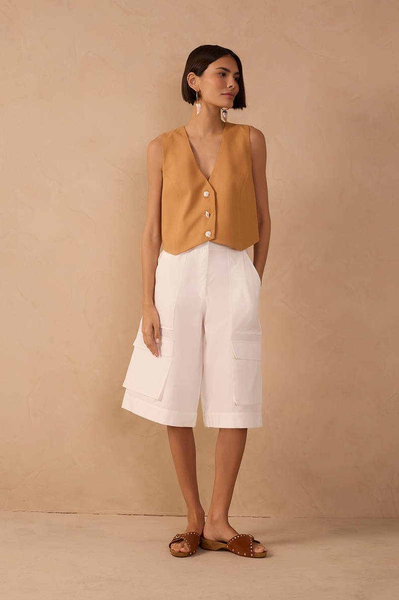 Off-White Pockets Utility Bermuda Shorts
