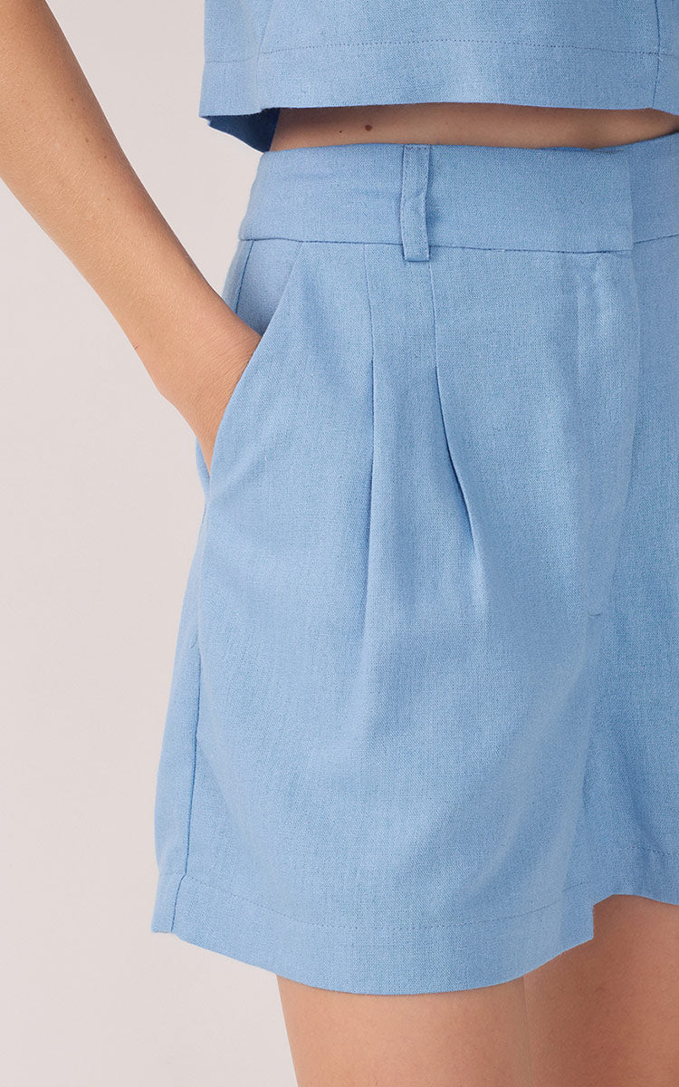 Blue Poesia Pleats Pockets Linen Shorts_4