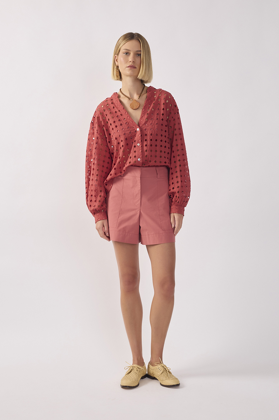 Pockets Belt Loops Cotton Shorts_2