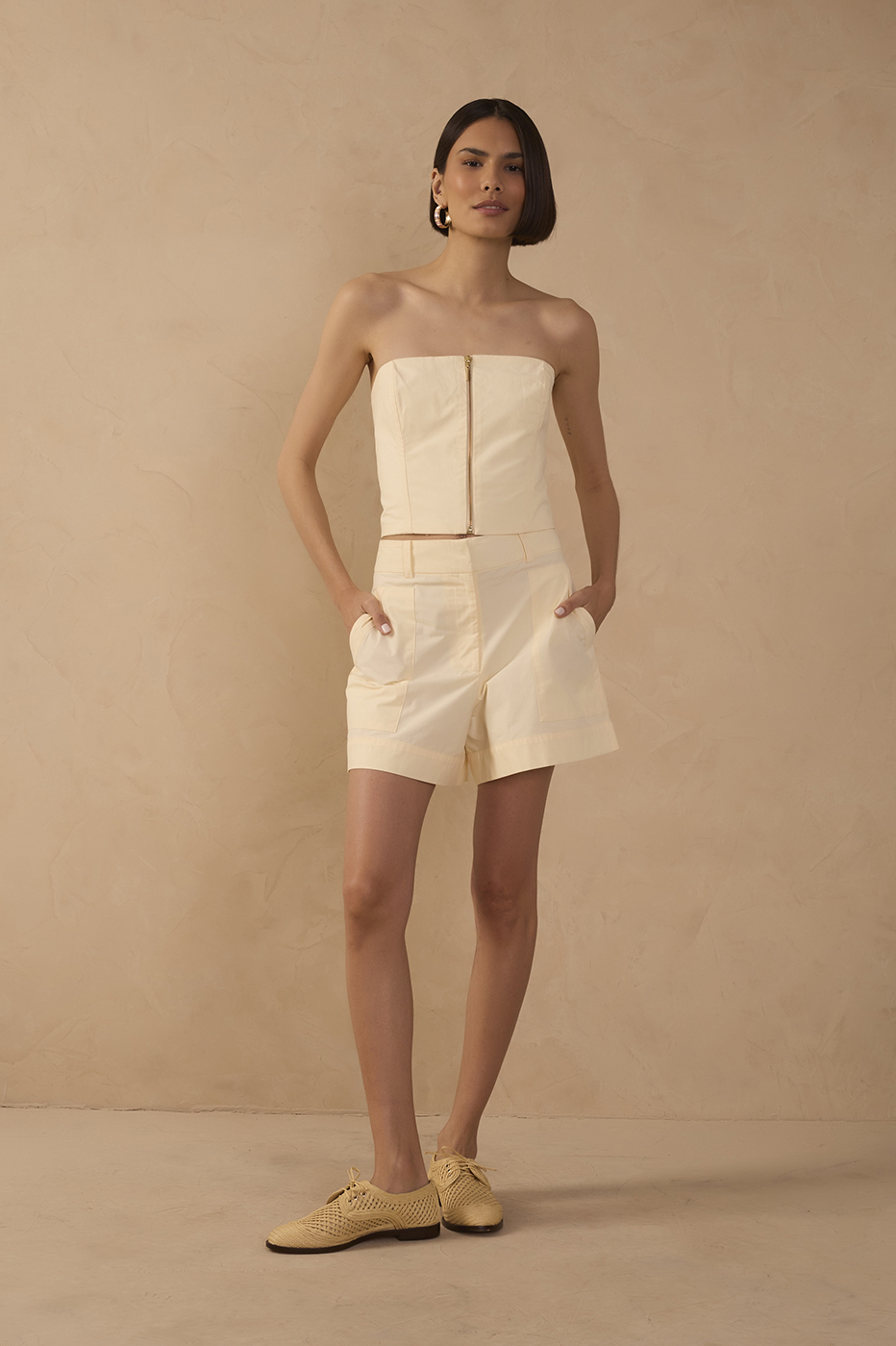 Pockets Belt Loops Cotton Shorts_1