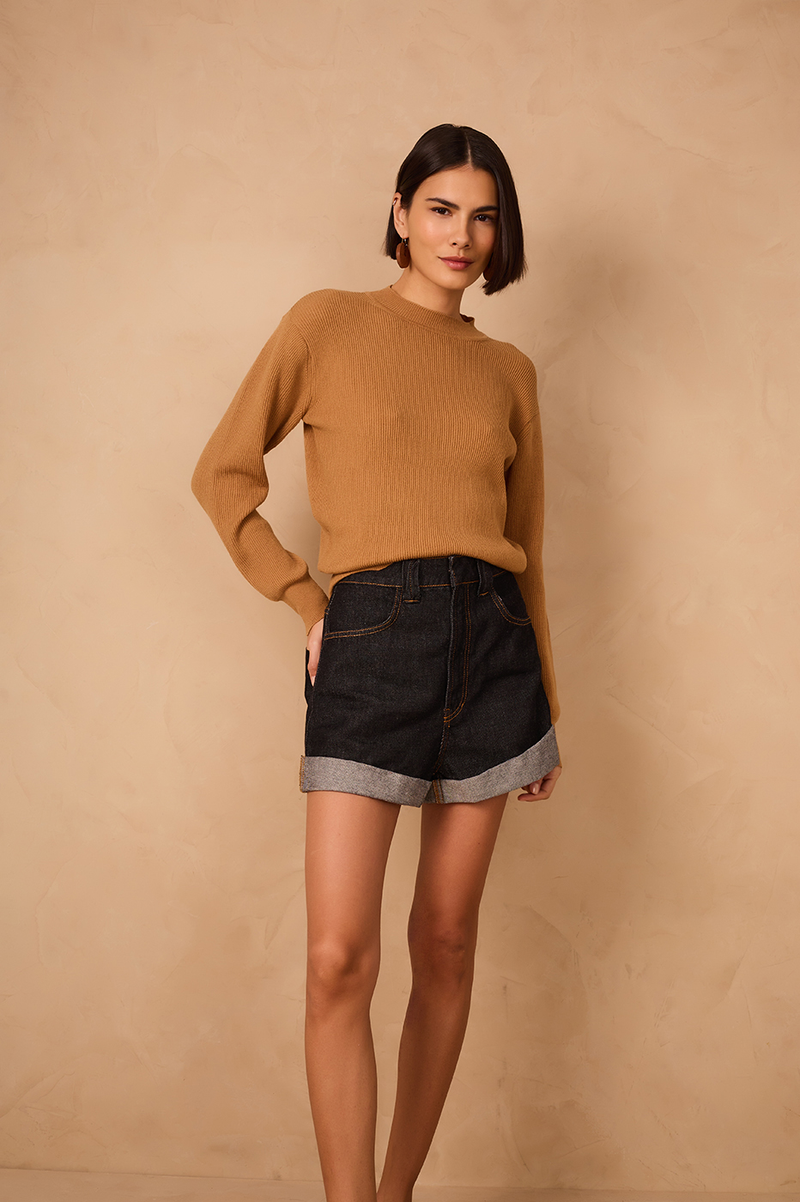 Denim Pockets Flipped Hem Shorts