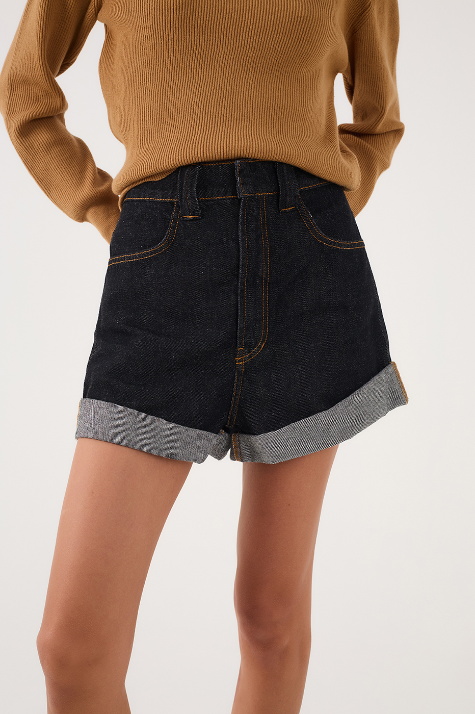 Denim Pockets Flipped Hem Shorts