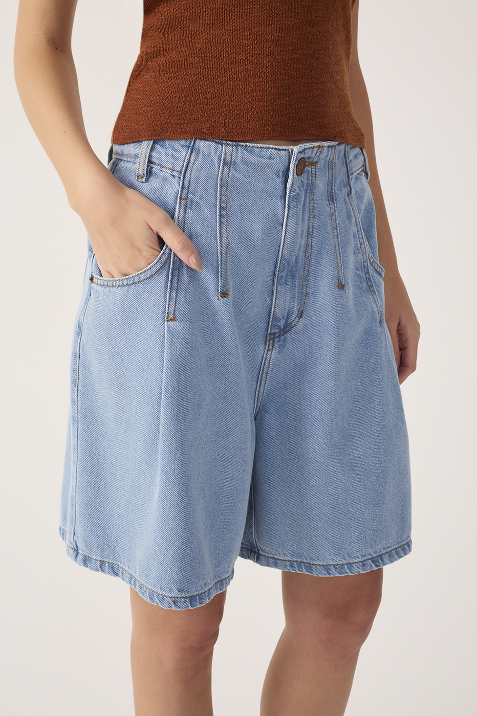 Pleated Denim Bermuda_5